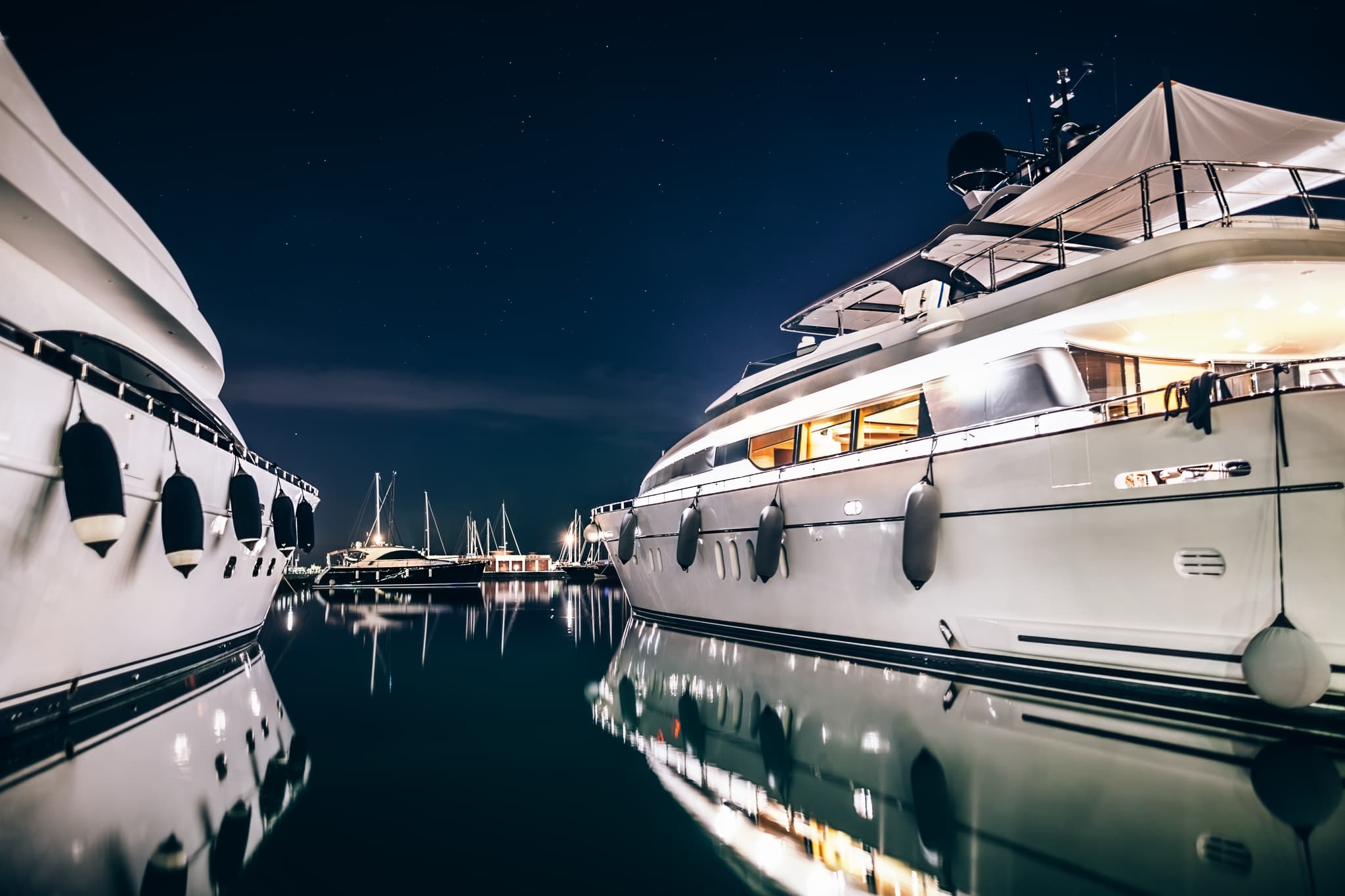 Fender deployment on a superyacht